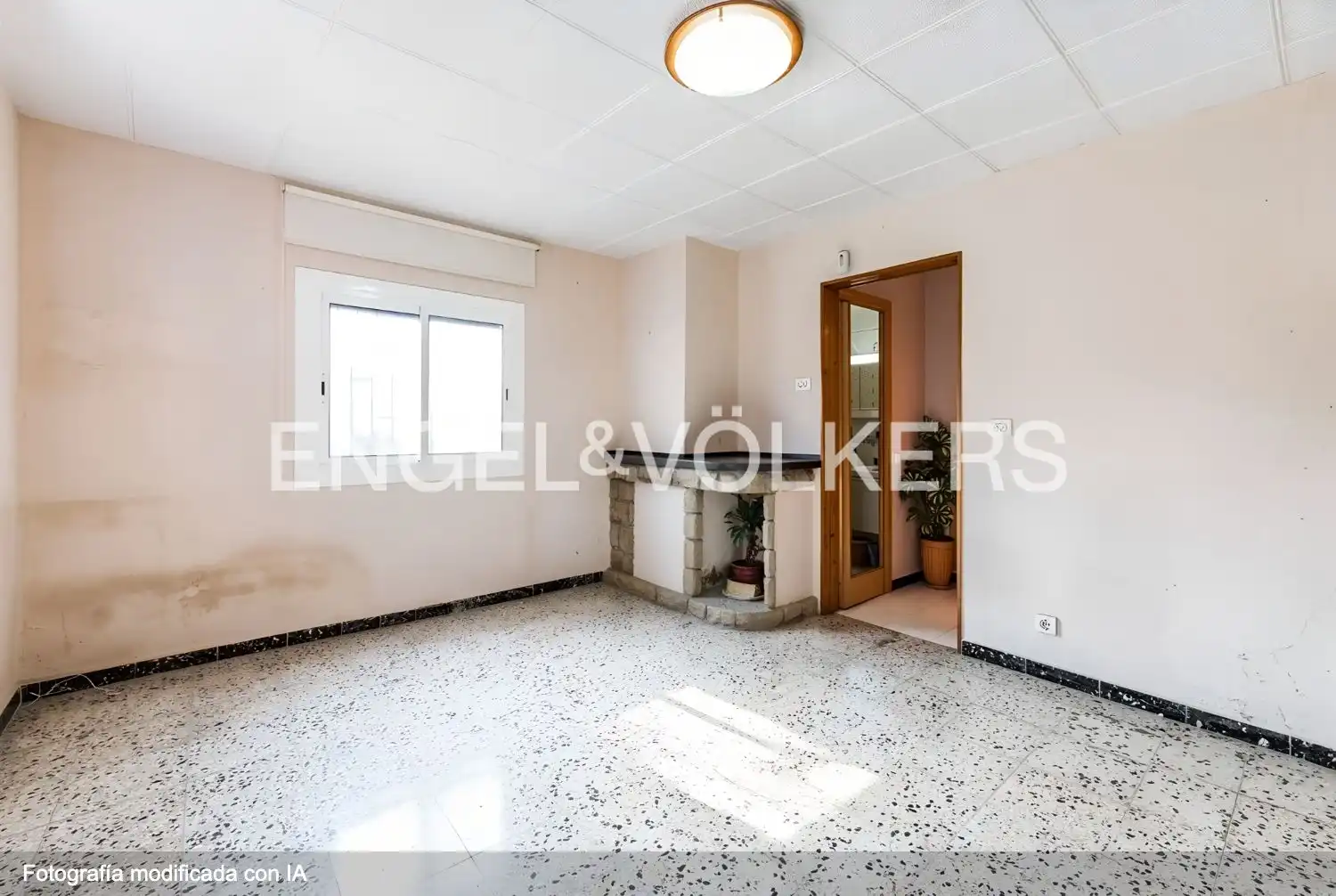 Sala d'estar de Casa o xalet en venda en Vilanova i la Geltrú amb Calefacció i Jardí privat