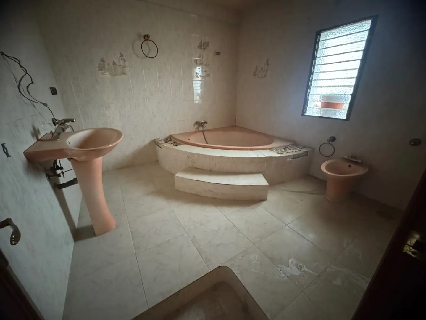 Baño de Piso en venta en Atarfe con Balcón