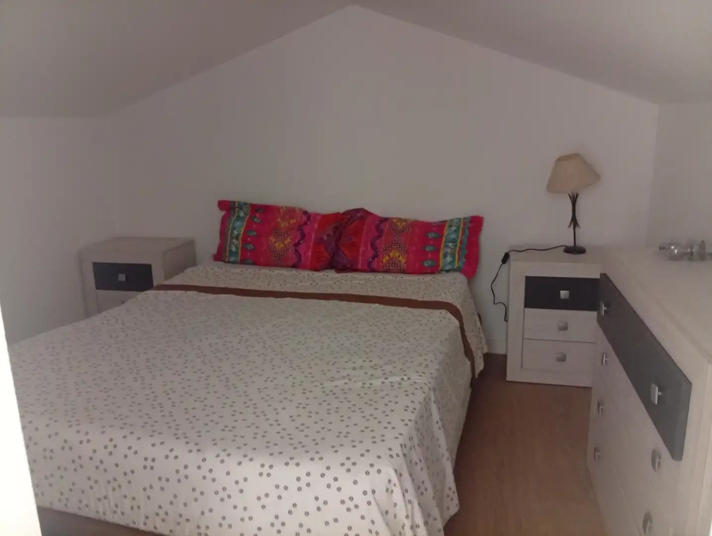 Ático con terraza en venta en Calle Virgo 9