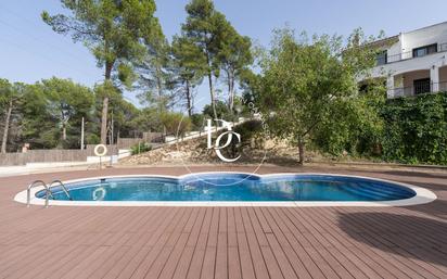 Swimming pool of House or chalet for sale in Olivella  with Air Conditioner, Terrace and Swimming Pool