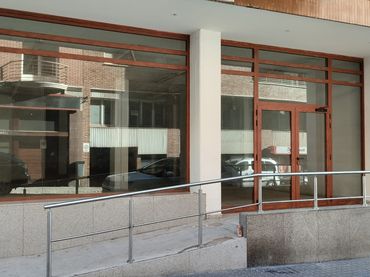 Local comercial de lloguer a Carrer de la Sèquia 24