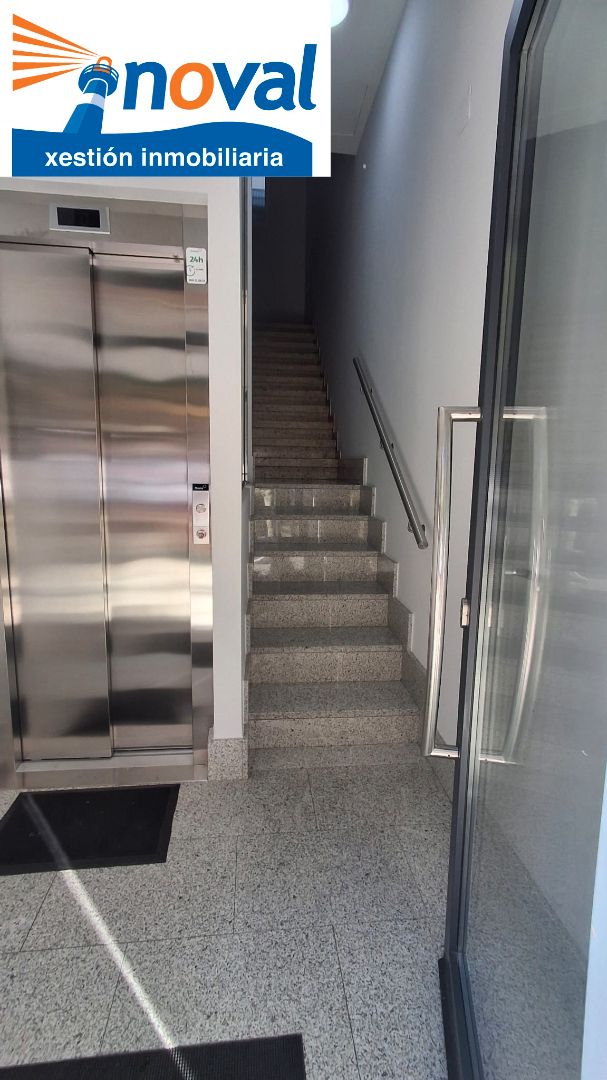 Wohnung zum verkauf in Boiro mit Terrasse, Abstellraum und Möbliert