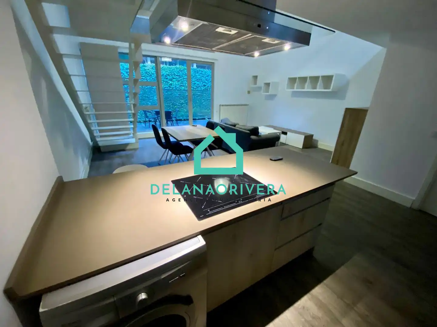 Vista exterior de Loft de lloguer en Camarma de Esteruelas amb Aire condicionat, Calefacció i Terrassa