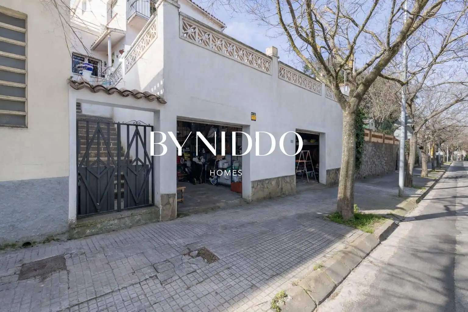 Exterior view of Houses for sale in Sant Cugat del Vallès  with Heating, Private garden and Terrace