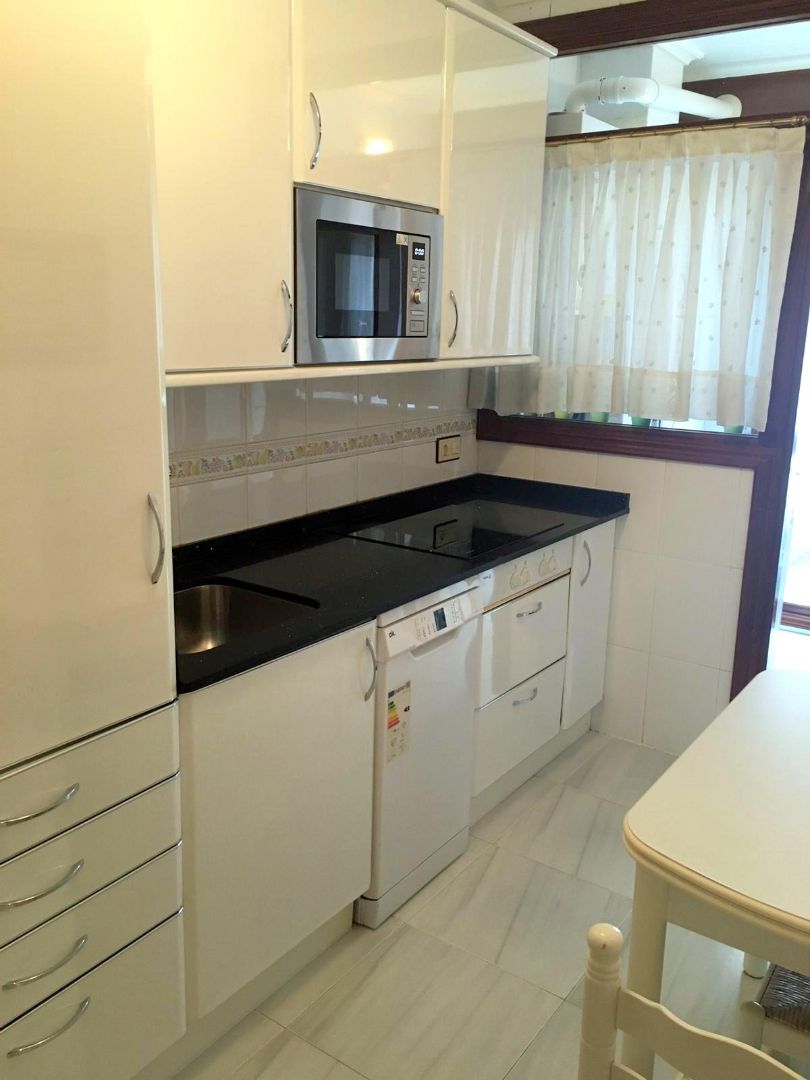 Kitchen of Apartment to rent in Bilbao   with Heating, Furnished and Balcony