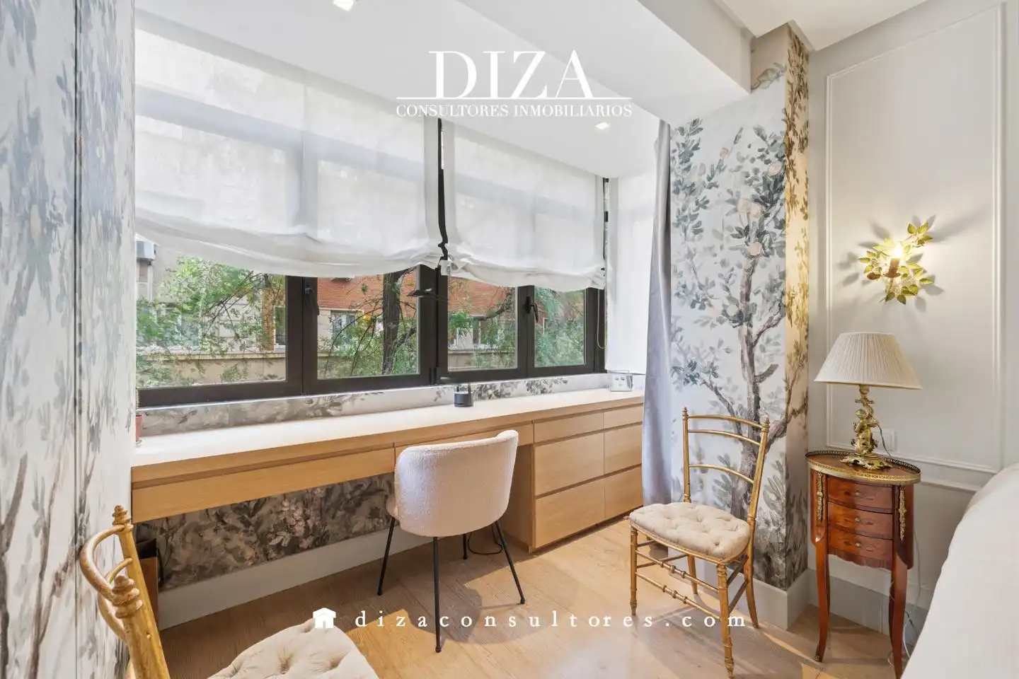 Bedroom of Flat for rent in Madrid  with Air Conditioner, Heating and Furnished