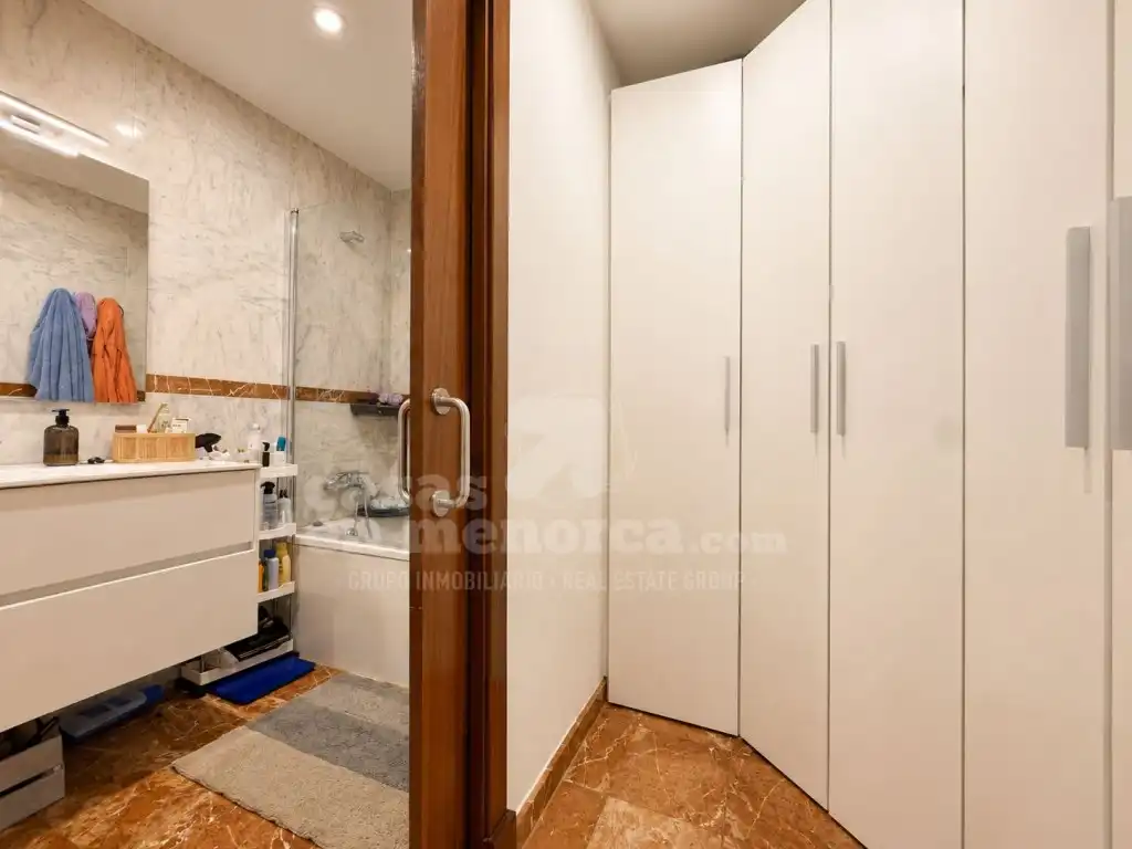 Bathroom of Flat for sale in Ciutadella de Menorca  with Air Conditioner and Terrace