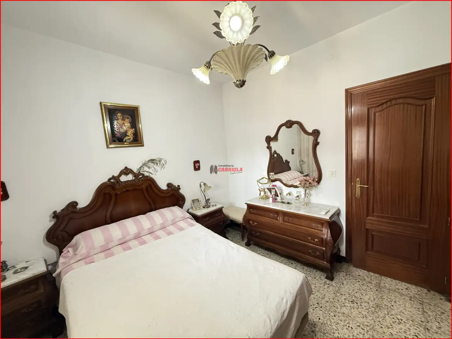 Dormitori de Casa adosada en venda en La Torre de Esteban Hambrán amb Aire condicionat, Calefacció i Jardí privat