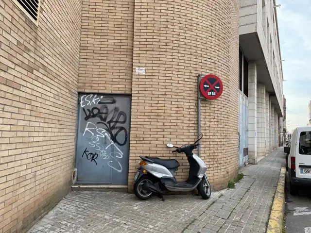 Vista exterior de Garaje en venta en Sabadell
