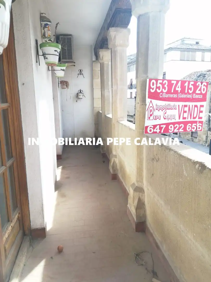 Appartamento con terrazza in vendita a Baeza, imagen 3