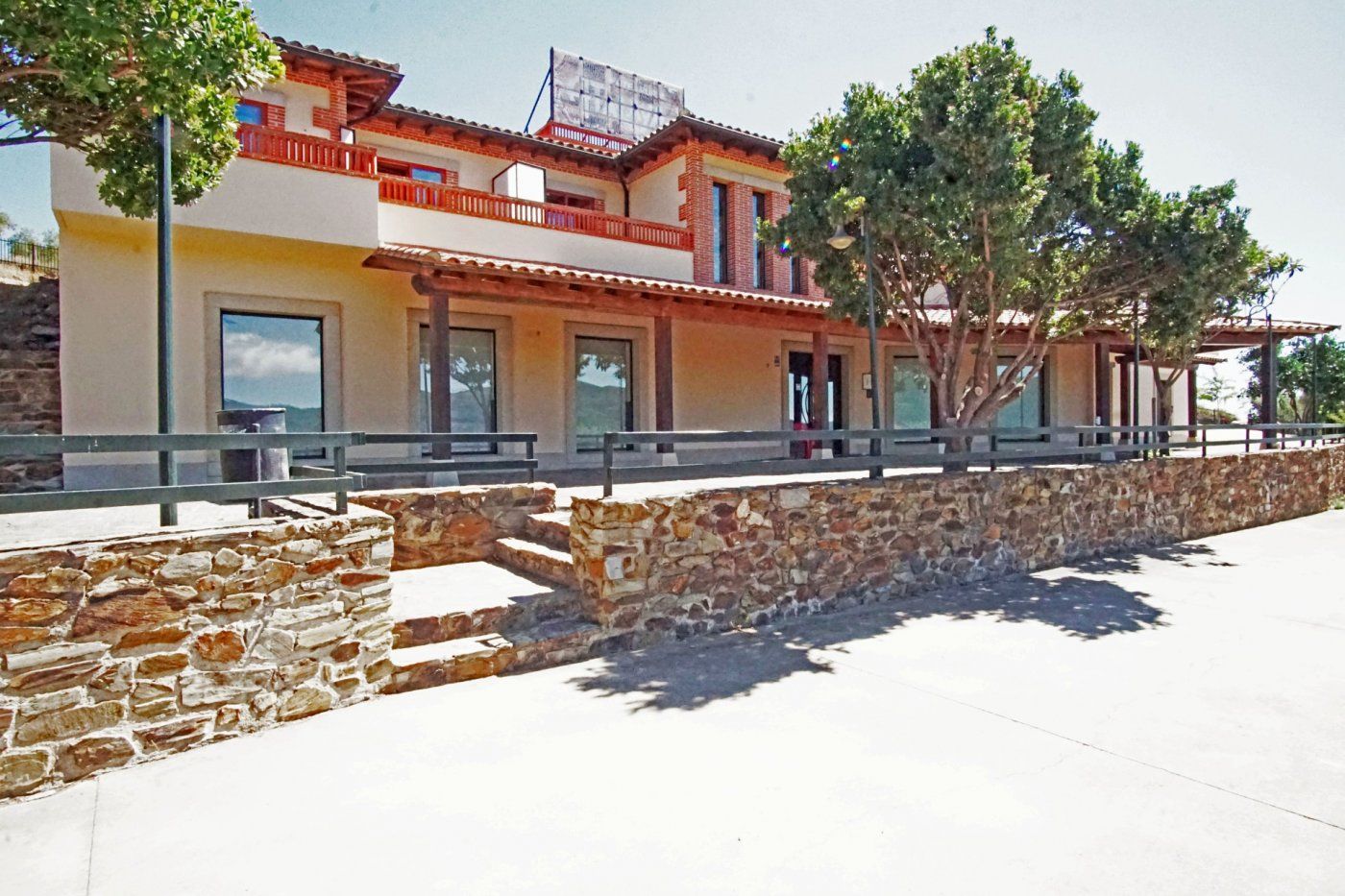 Exterior view of Building for sale in Guadalupe
