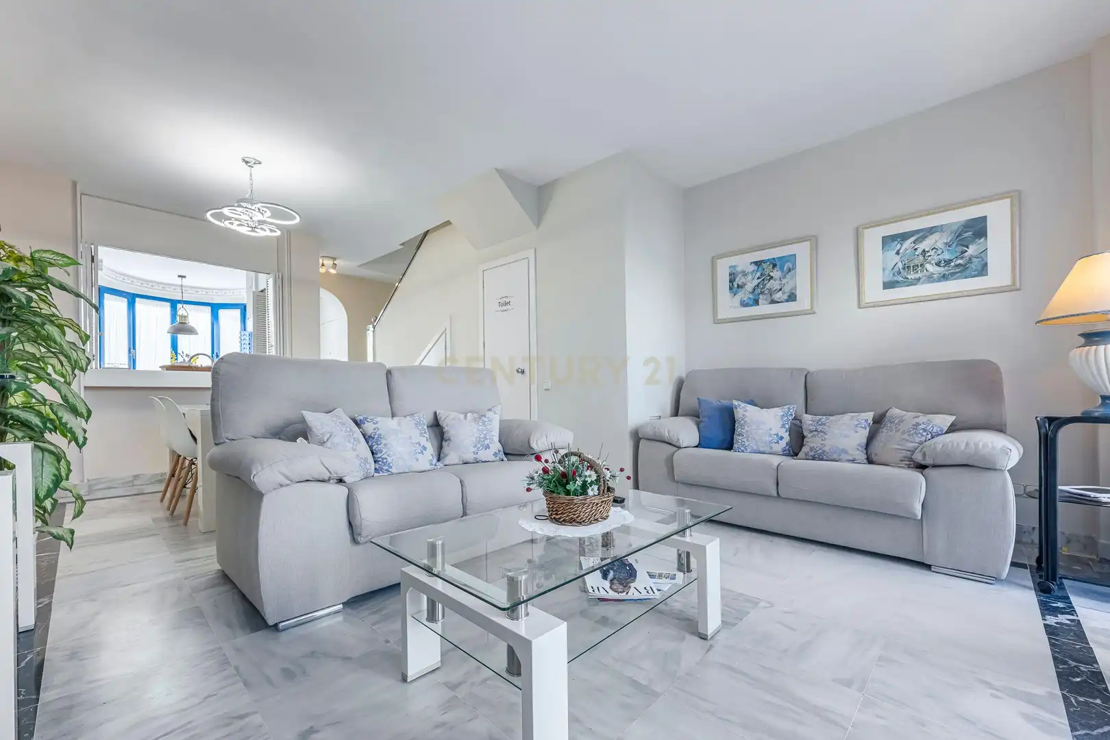 Sala de estar de Dúplex en venta en Marbella con Aire acondicionado, Jardín privado y Trastero