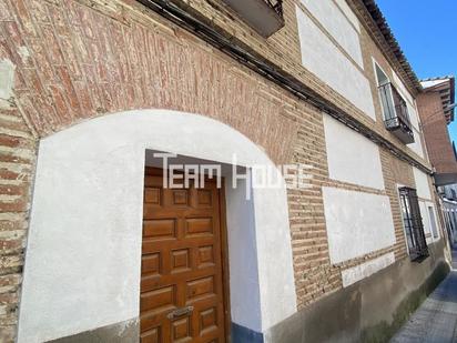 Außenansicht von Haus oder Chalet zum verkauf in La Puebla de Montalbán