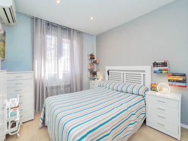 Appartement avec ascenseur à vendre à Calle de Sanchidrián