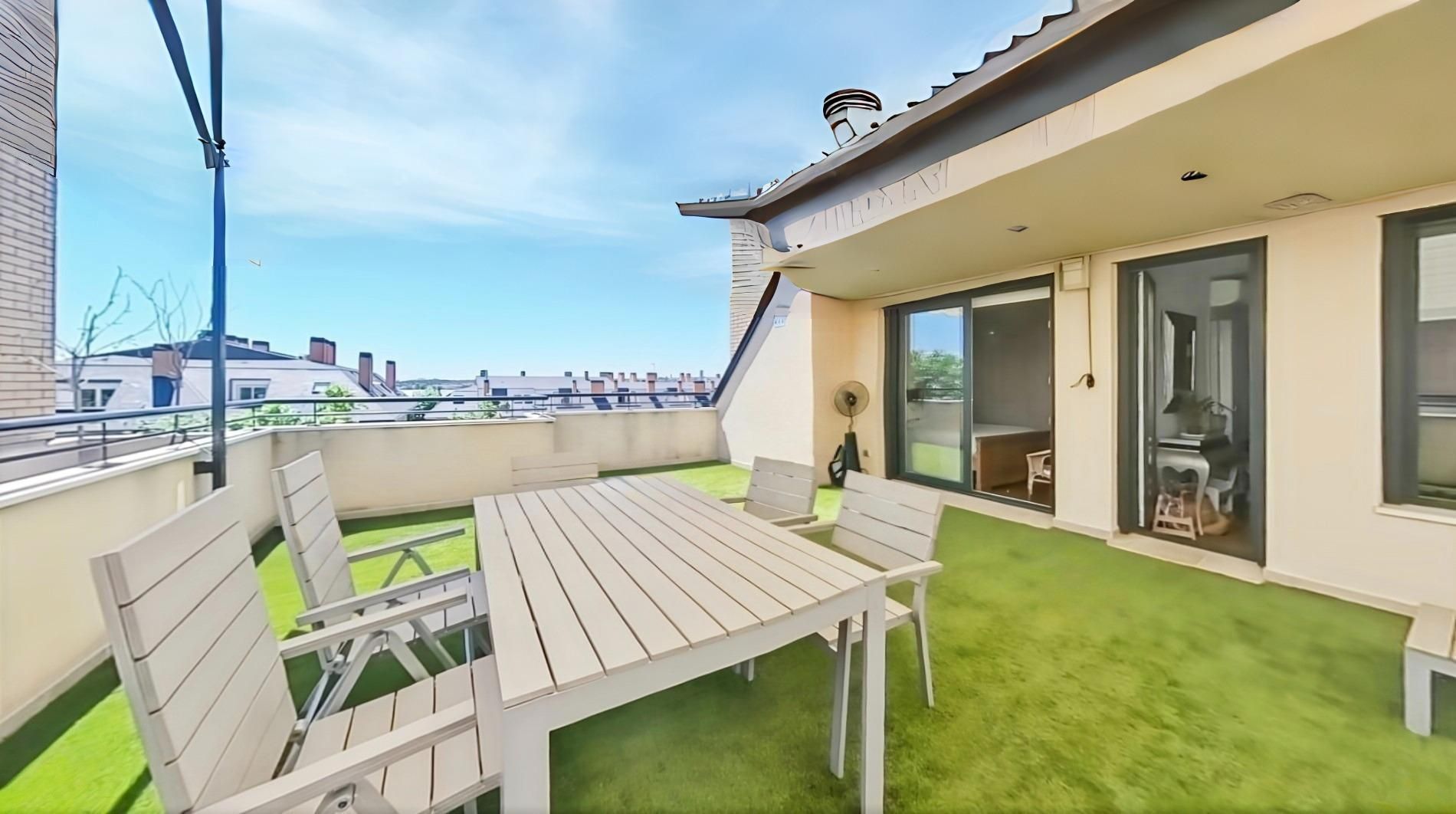 Terrace of Attic for sale in  Madrid Capital  with Air Conditioner, Heating and Terrace