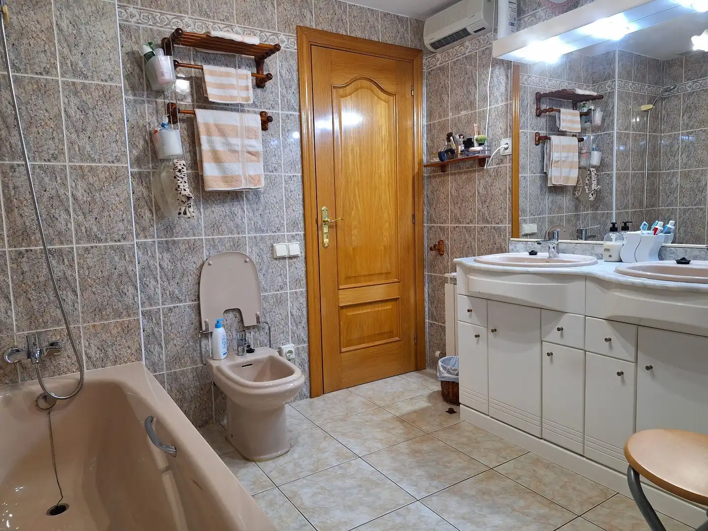 Bany de Casa o xalet en venda en Reus amb Calefacció, Jardí privat i Terrassa