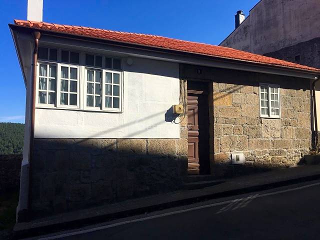 Casa-chalet en Venta en Rúa Das Laguiñas en Castro Caldelas