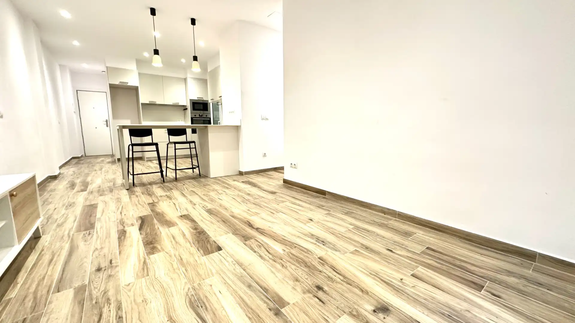 Sala de estar de Planta baja en venta en Barcelona con Aire acondicionado, Calefacción y Parquet
