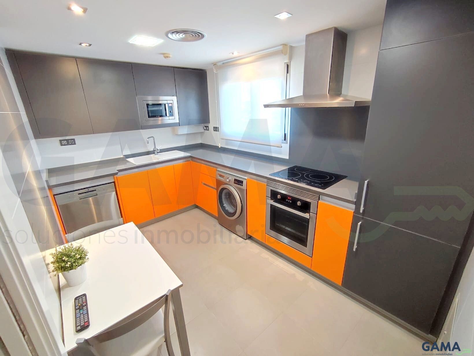 Cocina de Apartamento de alquiler en Alzira con Aire acondicionado y Amueblado