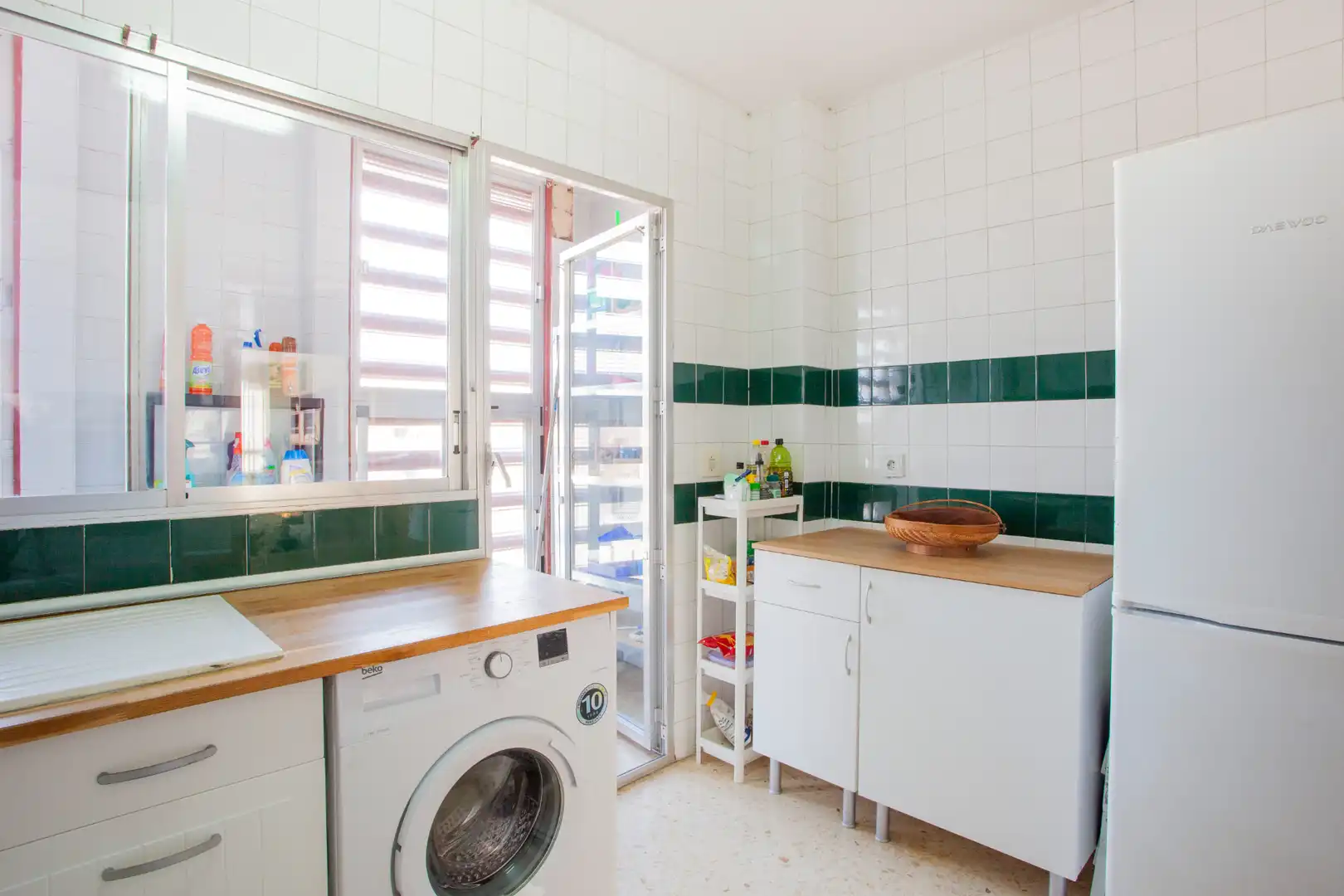 Flat for rent in Calle Victoria Kent Siano, 8, Palmeral