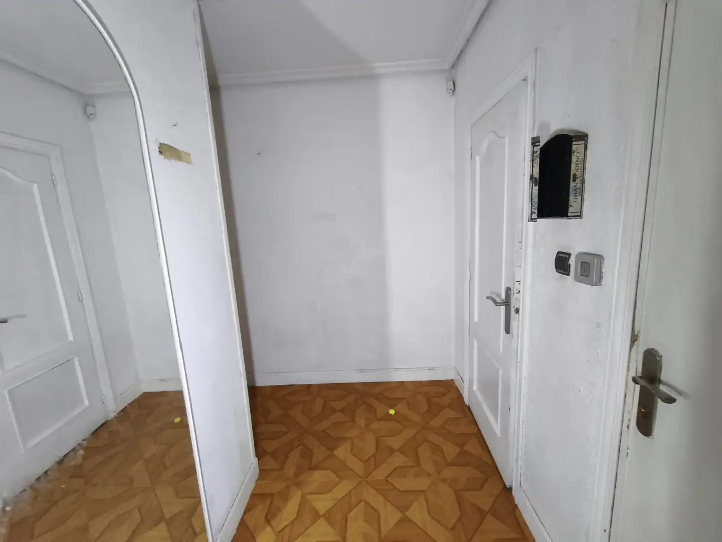 Piso en venta en Errenteria con Balcón