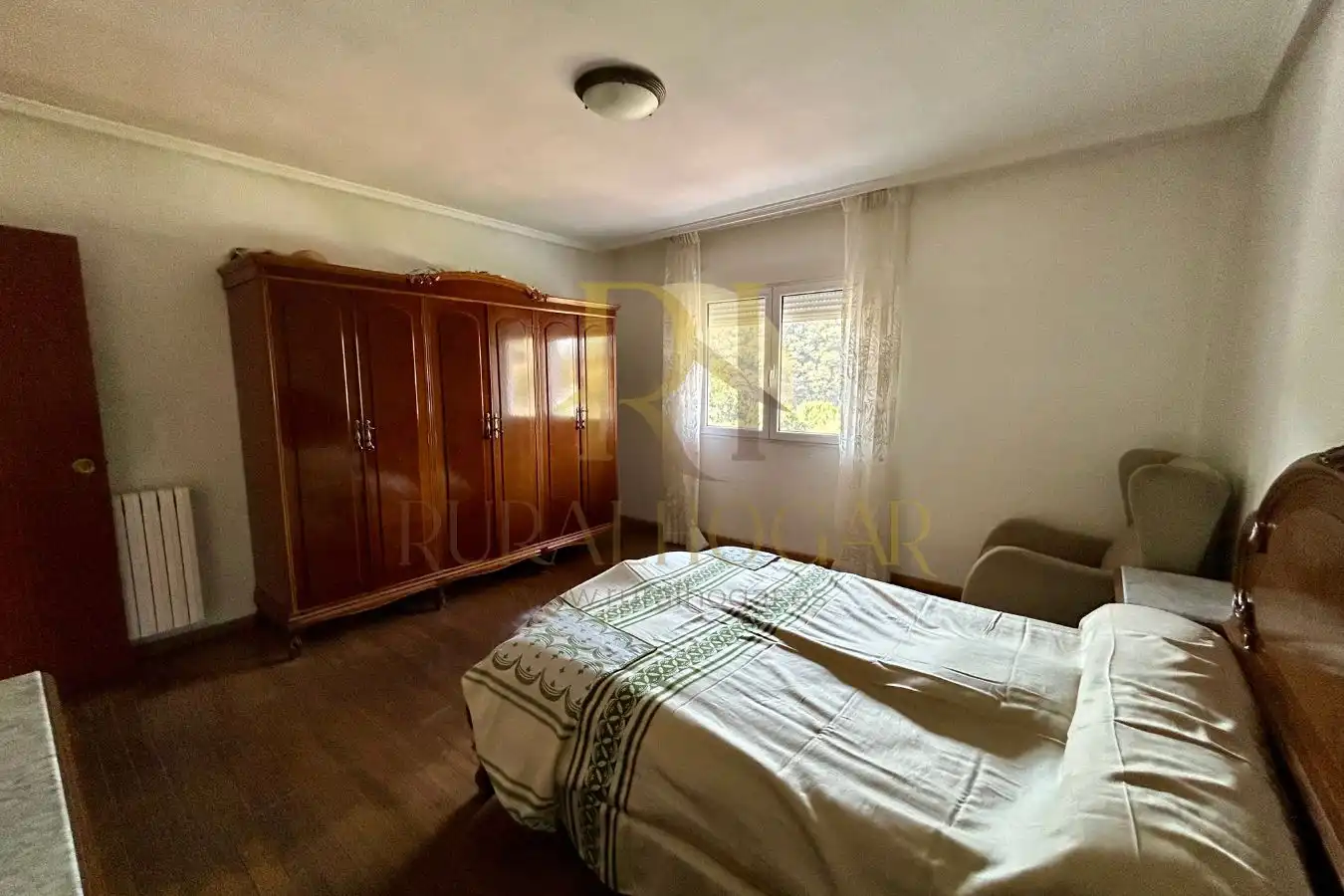 Dormitori de Casa o xalet en venda en Torre del Bierzo amb Terrassa i Moblat