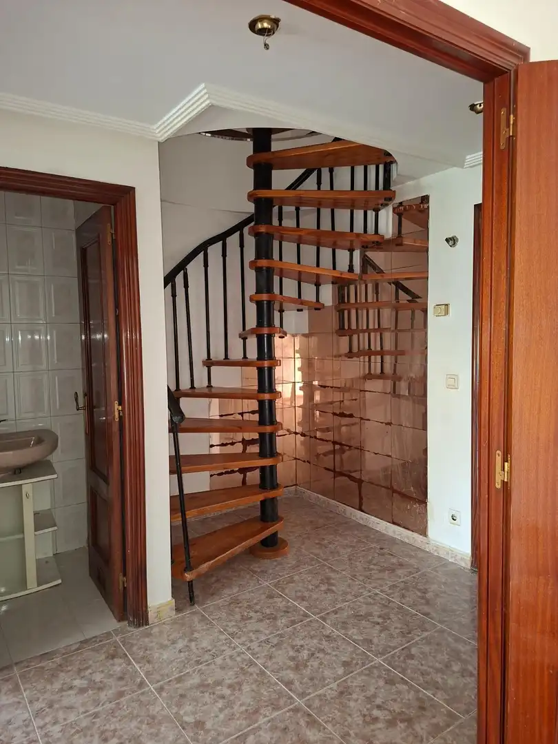 Dúplex en venta en Laviana con Parquet y Trastero
