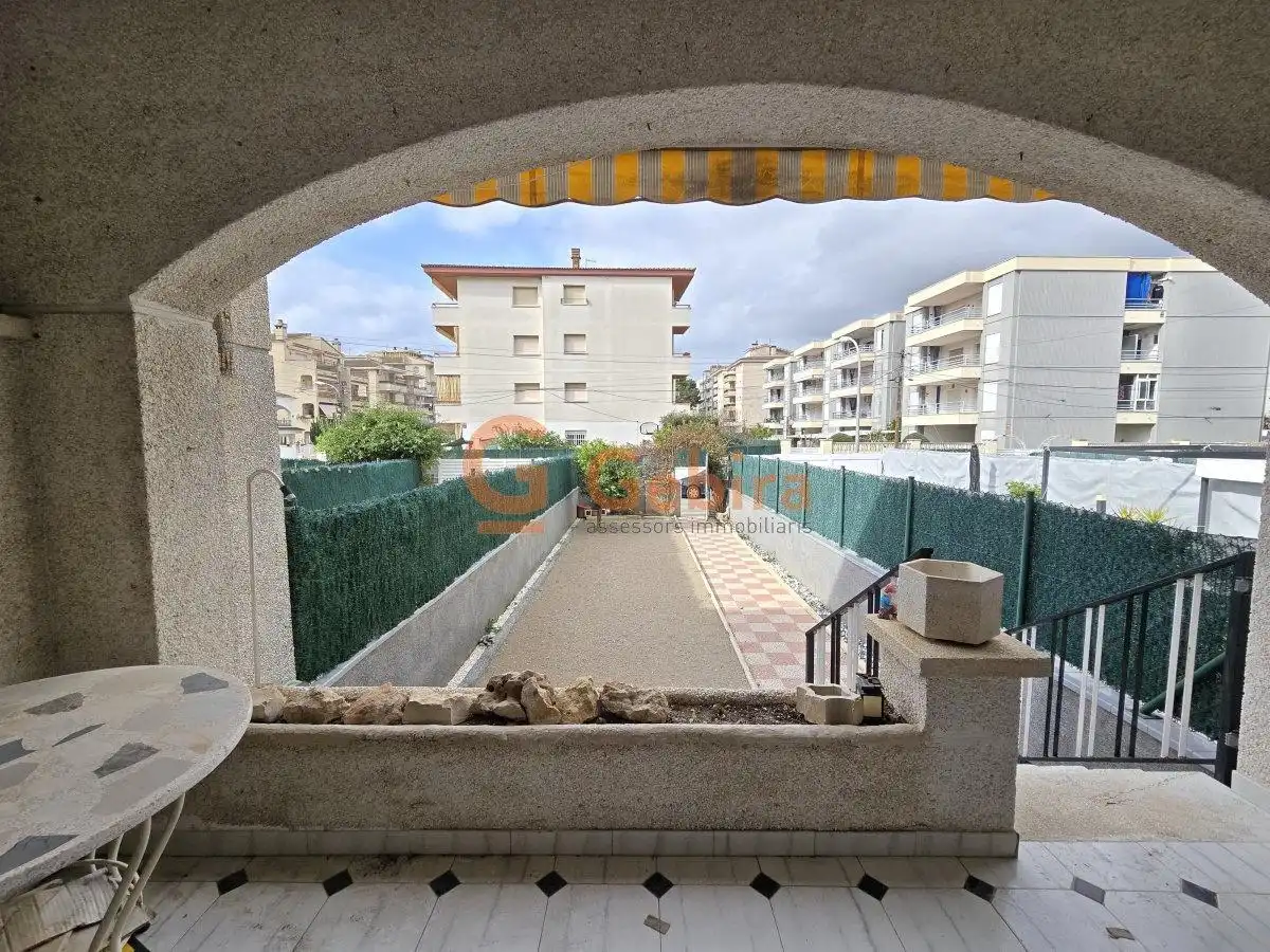 Casa adosada en venda en Cunit amb Jardí privat i Terrassa