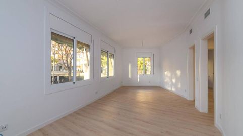 Foto 2 de Piso en venta en Calle Sardenya, El Baix Guinardó, Barcelona Capital