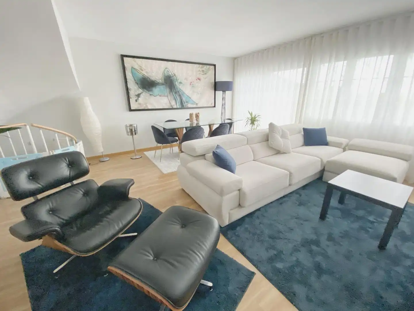 Wohnzimmer von Einfamilien-Reihenhaus zur Miete in Las Rozas de Madrid mit Klimaanlage, Heizung und Privatgarten
