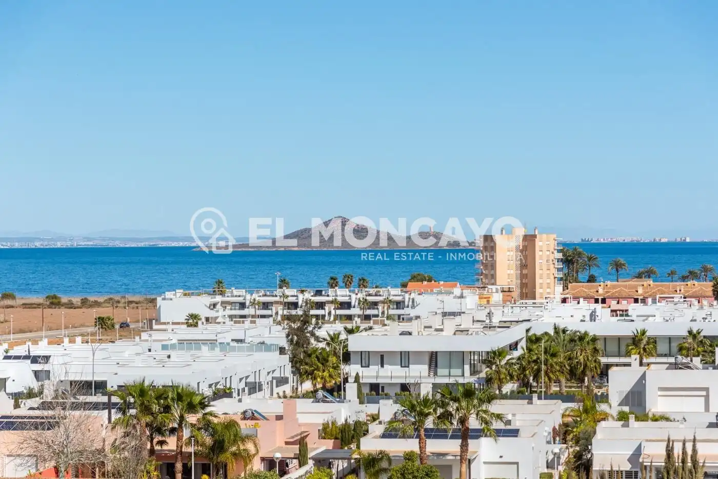Apartment with pool for sale in Entremares