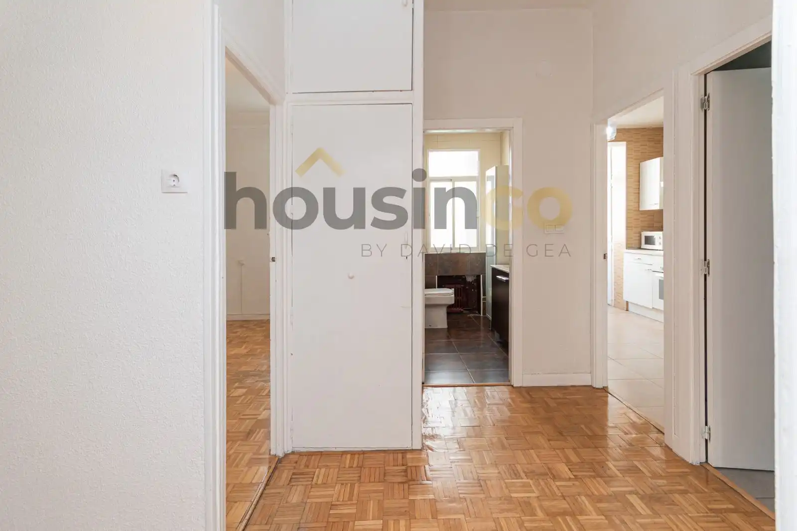 Flat for sale in Madrid  with Heating
