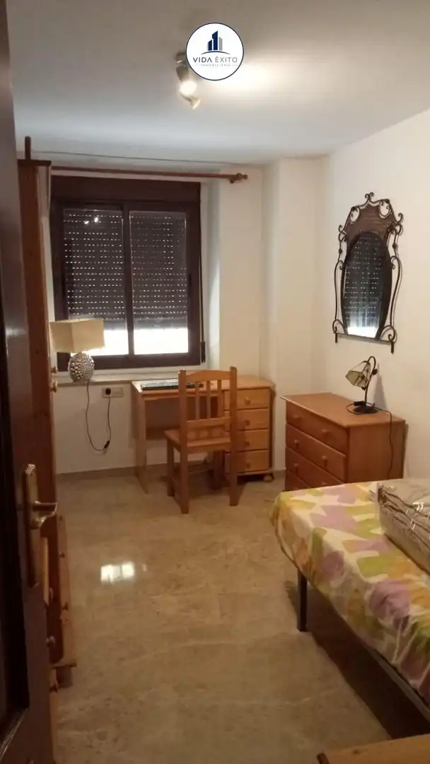 Schlafzimmer von Wohnung zum Verkauf in Jaén mit Klimaanlage, Heizung und Terrasse