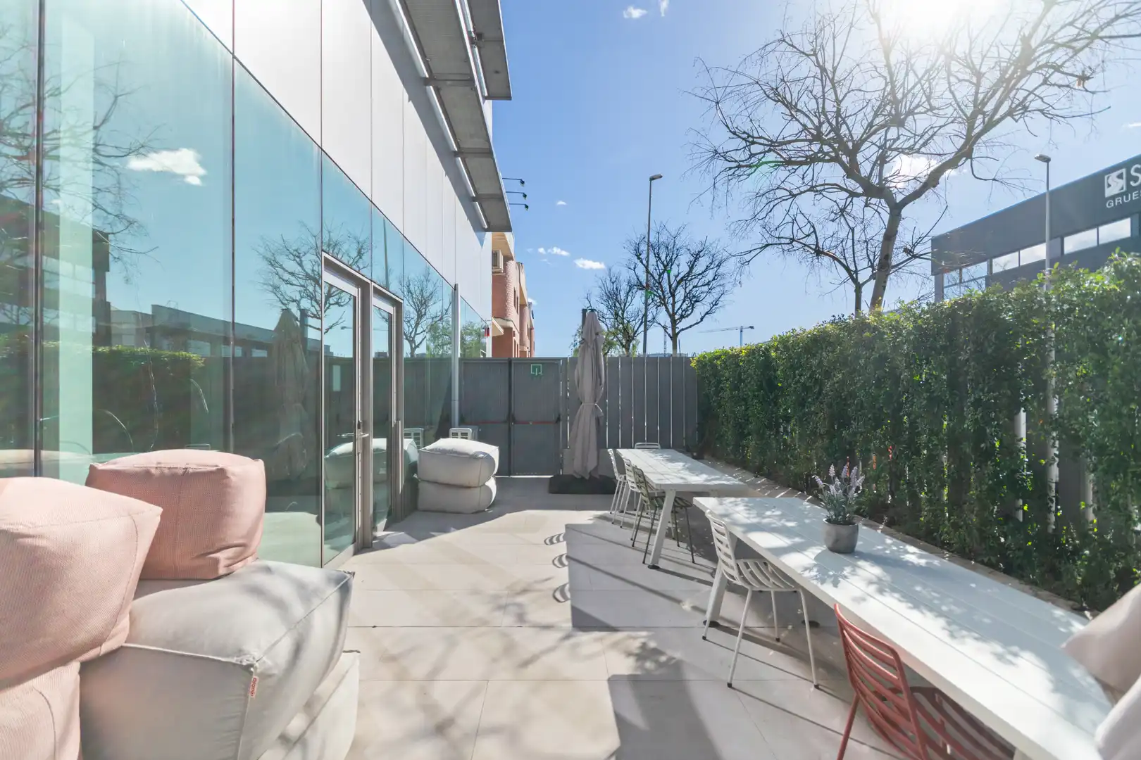 Terrasse von Büro zur Miete in Cornellà de Llobregat mit Klimaanlage, Heizung und Alarm