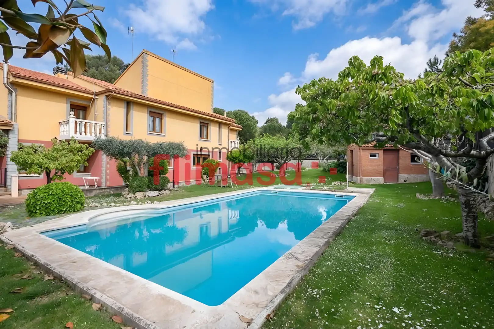 Swimming pool of Houses for sale in Villaviciosa de Odón  with Heating, Private garden and Terrace