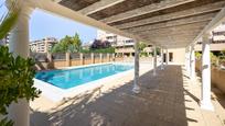Schwimmbecken von Wohnungen zum verkauf in  Granada Capital mit Klimaanlage, Heizung und Privatgarten