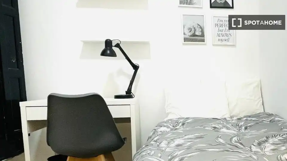 Habitación de Piso para compartir en Madrid con Aire acondicionado, Calefacción y Terraza
