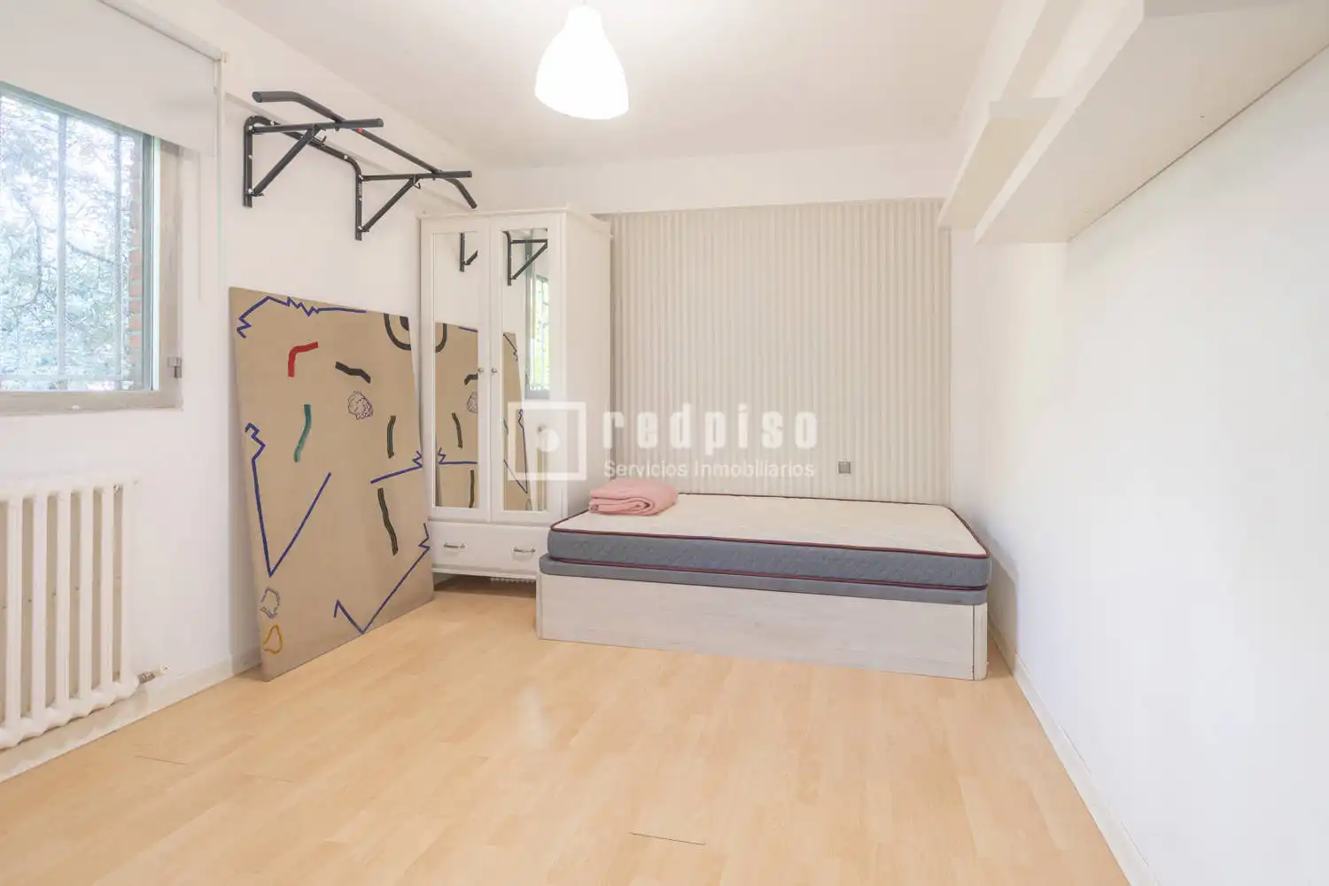 Schlafzimmer von Wohnung zum Verkauf in Madrid mit Heizung, Privatgarten und Abstellraum