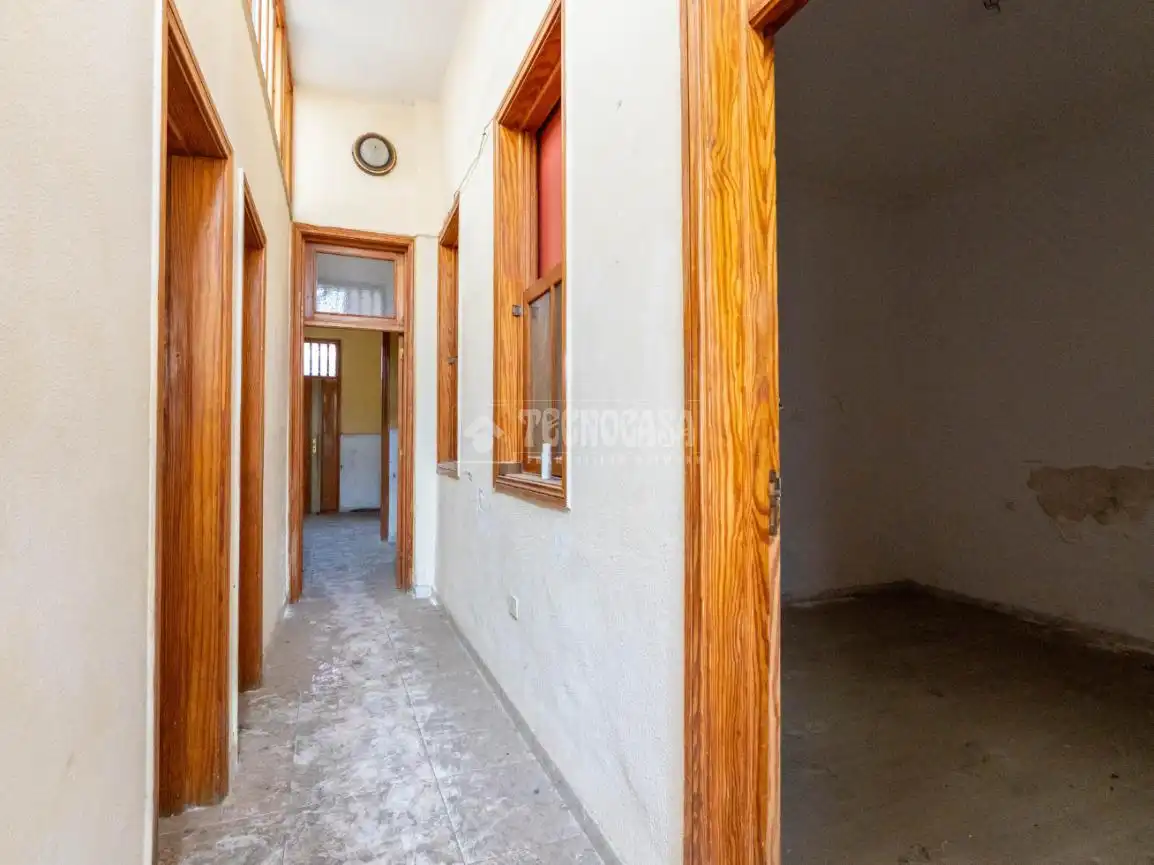Detached homes for sale in Santa Cruz de Tenerife  with Air Conditioner and Heating