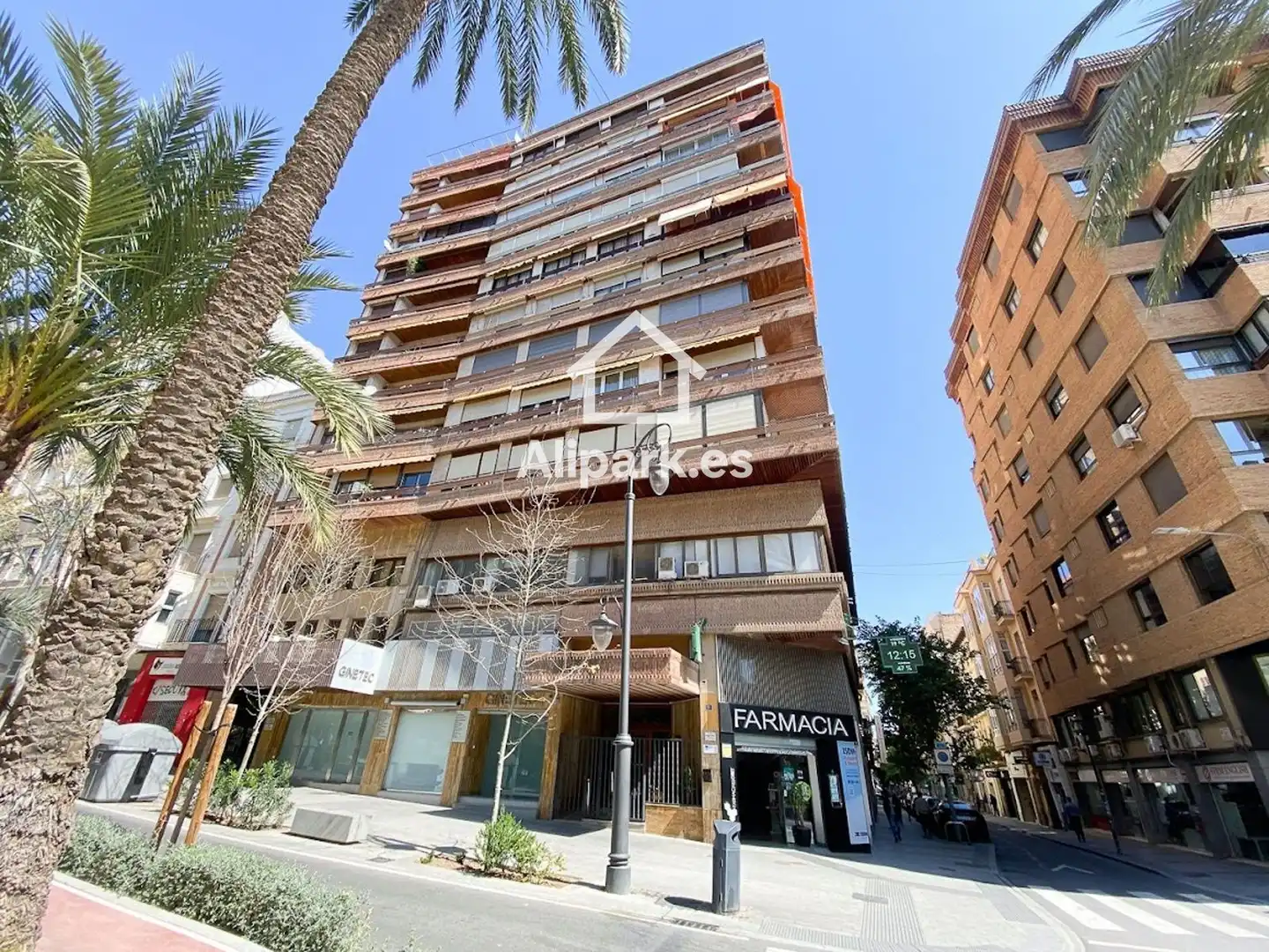 Vista exterior de Piso en venta en Alicante / Alacant con Aire acondicionado, Terraza y Balcón