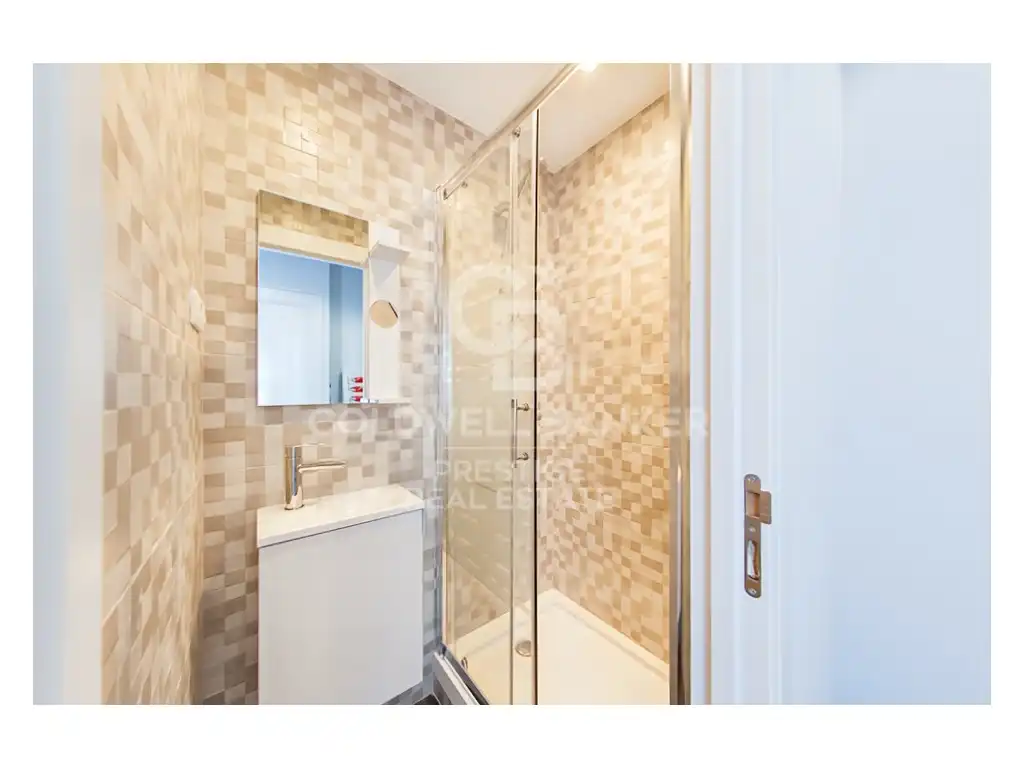 Appartamento con terrazza in vendita a Carrer Rosselló, imagen 11