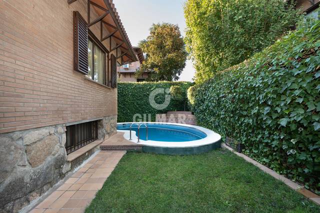 Casa adosada en Venta en Corralejos - Campo de las Naciones