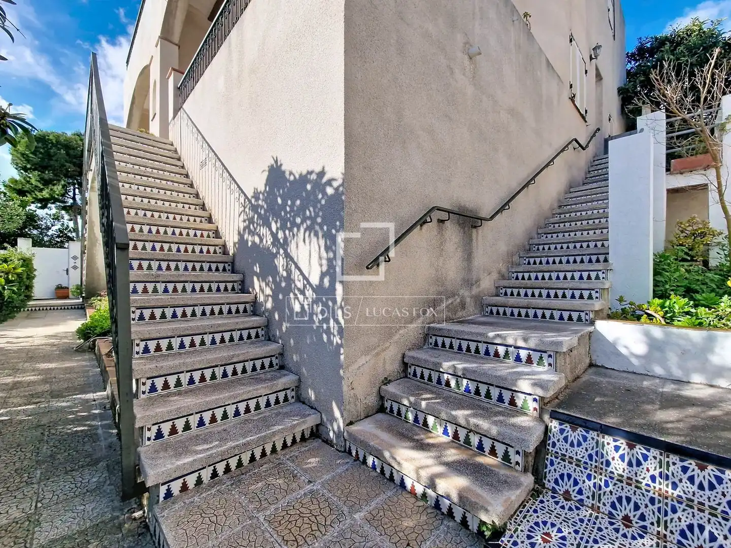 Vista exterior de Casa o xalet en venda en Calafell amb Jardí privat, Terrassa i Traster