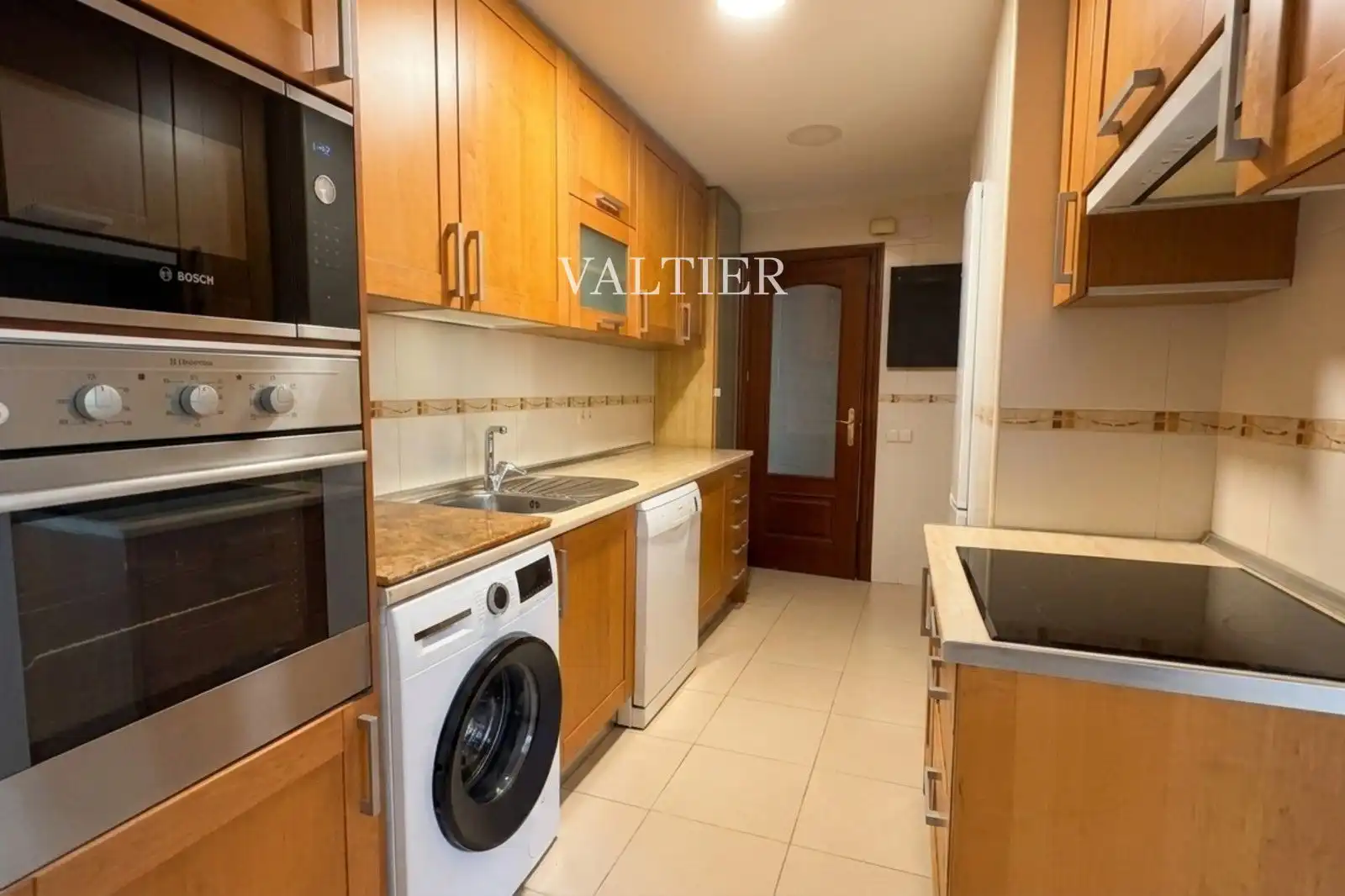 Küche von Wohnung zur Miete in Madrid mit Klimaanlage, Terrasse und Möbliert