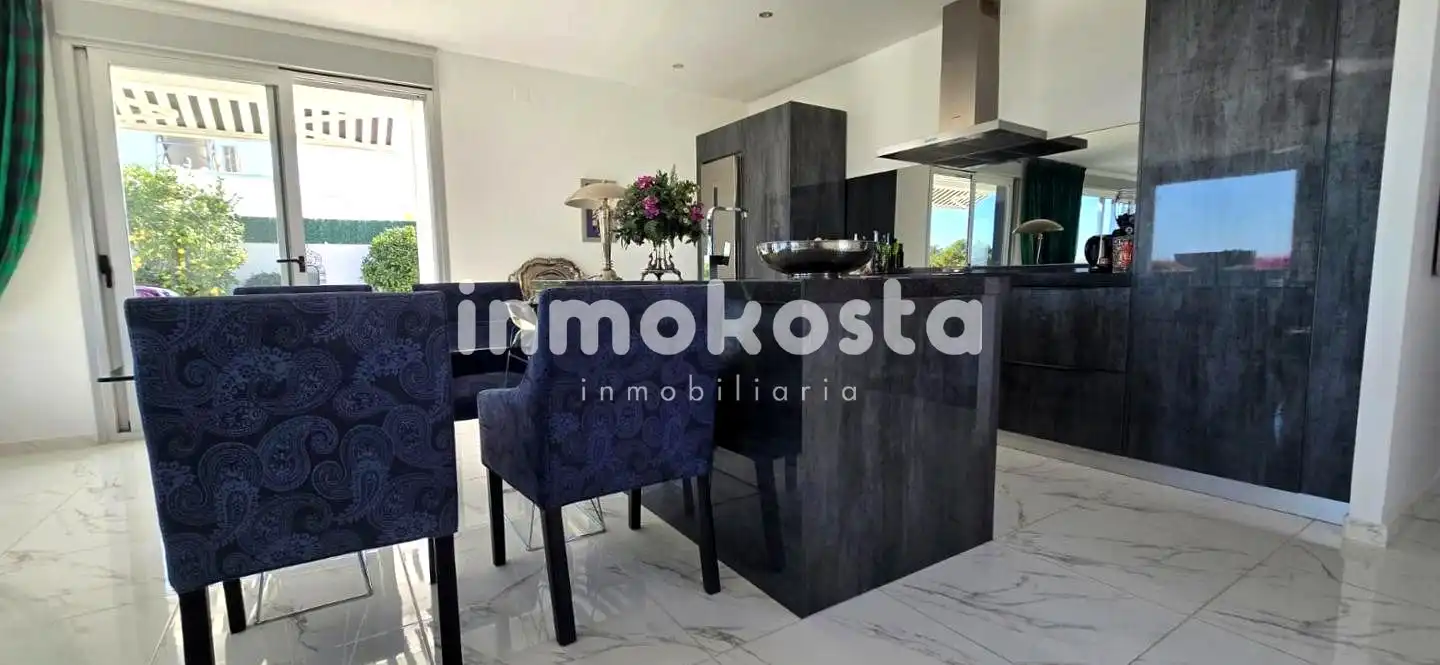 Casa o xalet en venda en Polop amb Aire condicionat, Calefacció i Jardí privat