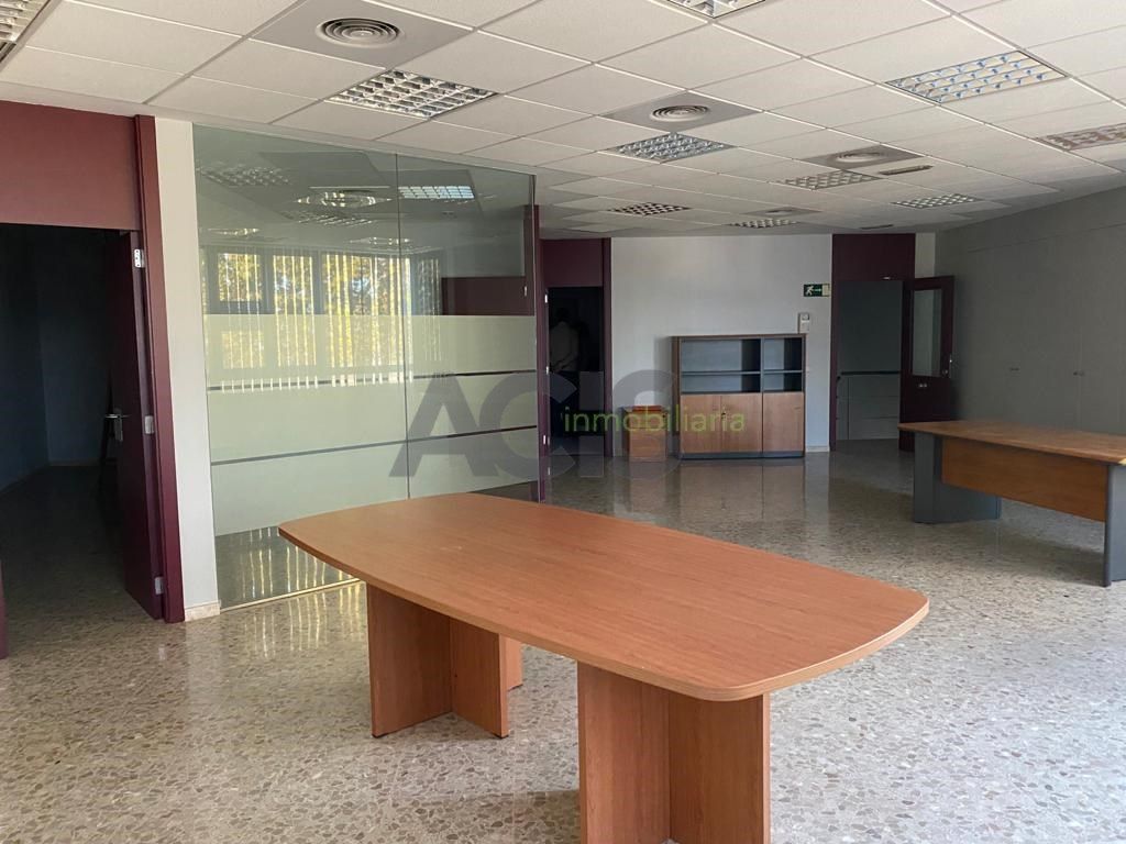 Oficina de alquiler en L'Alcúdia