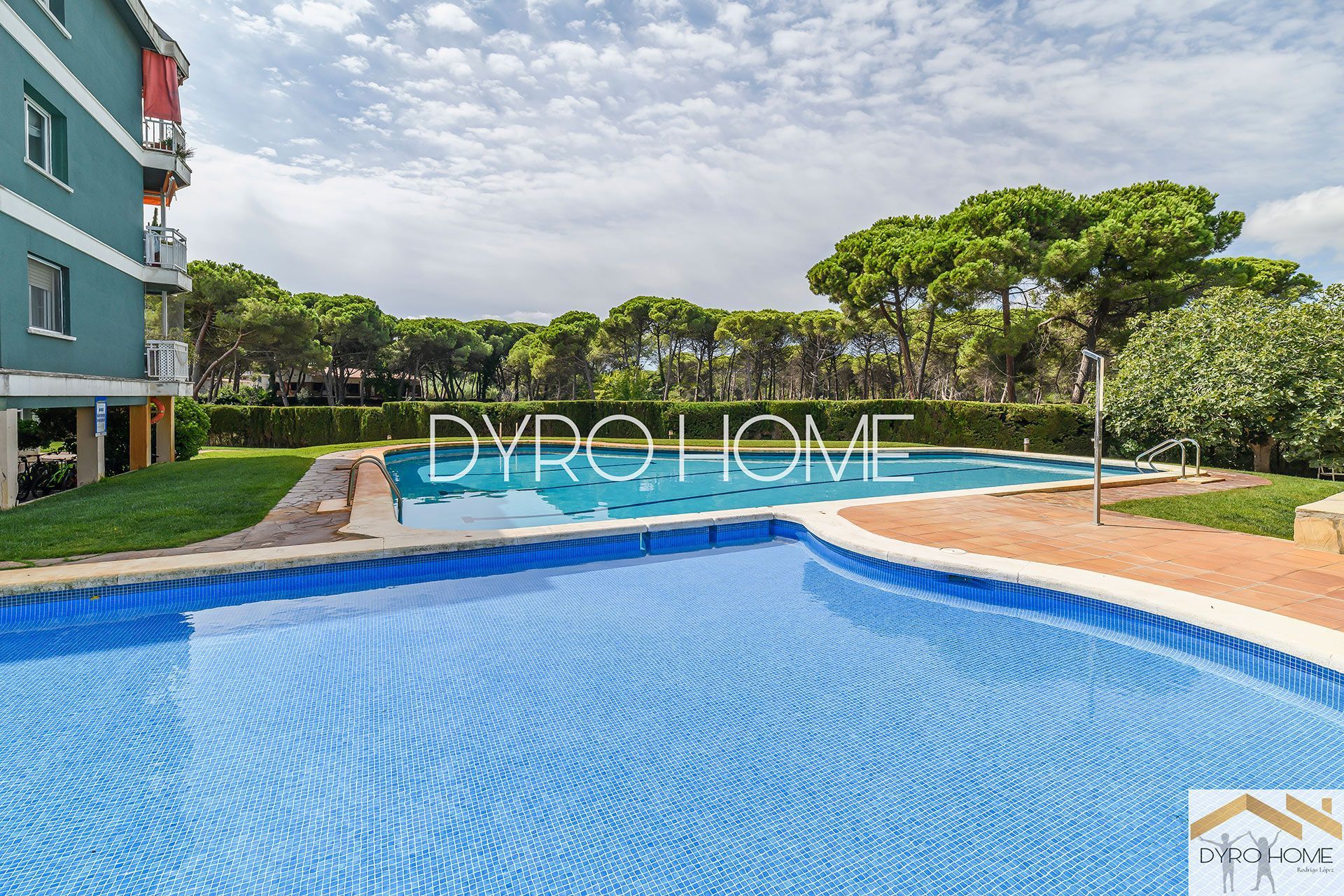 Piscina de Piso en venta en Gavà con Aire acondicionado, Calefacción y Terraza