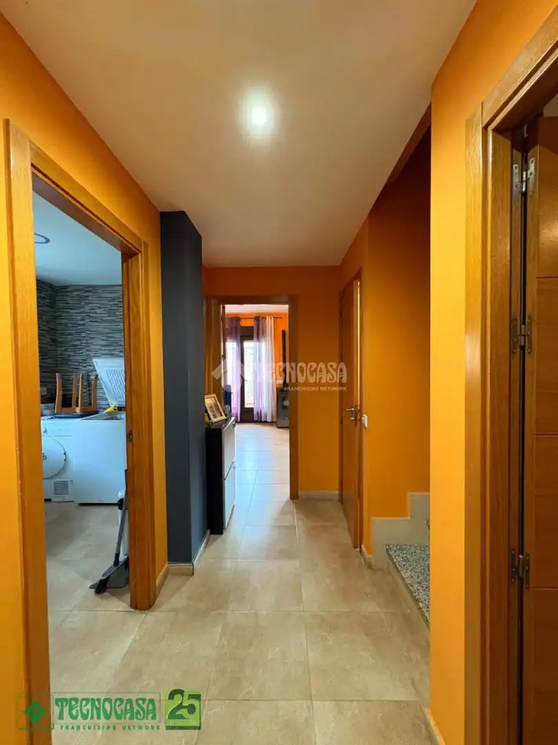 Casa adosada en venda en Villatobas amb Aire condicionat i Calefacció