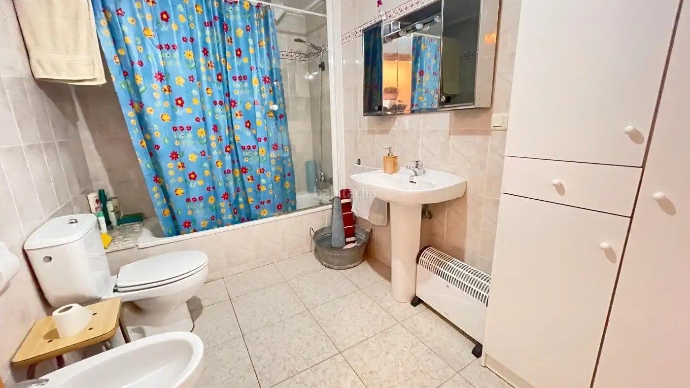 Baño de Finca rústica en venta en Passanant i Belltall con Terraza