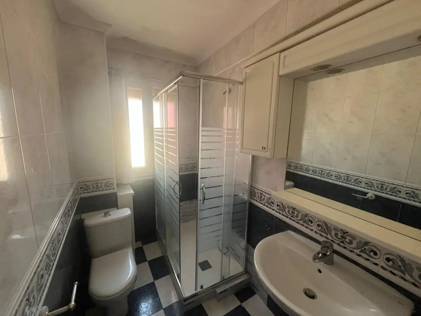 Bathroom of Flat for sale in Valladolid  with Heating and Terrace